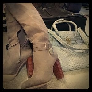 Padlock greyblue Ostrich bag large paired with boo